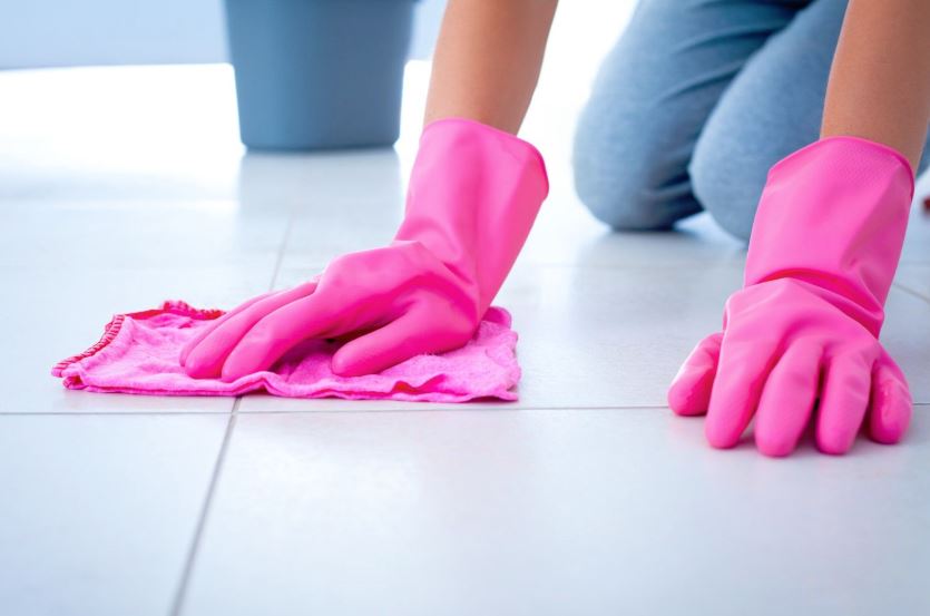limpiar juntas del suelo sin esfuerzo