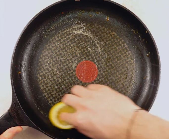 limpiar sartenes con limon