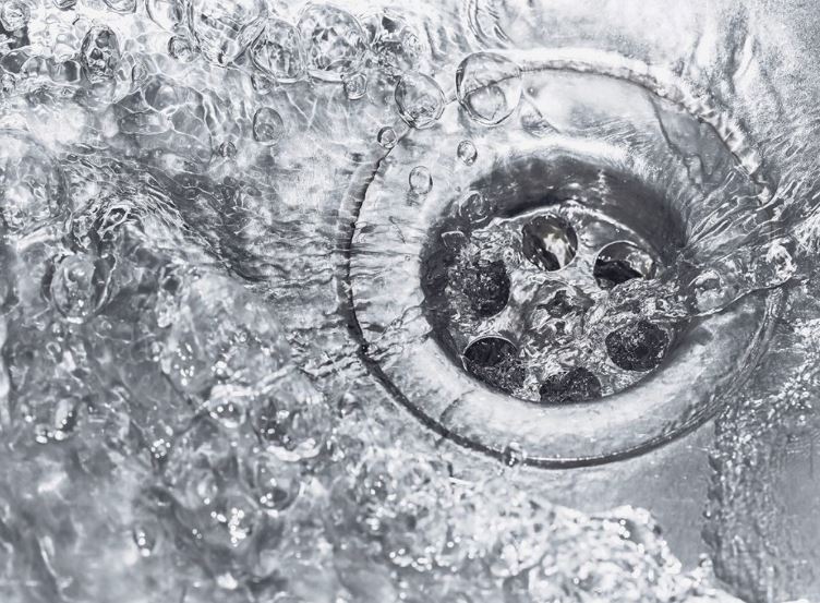 limpiar tapon fregadero con exito