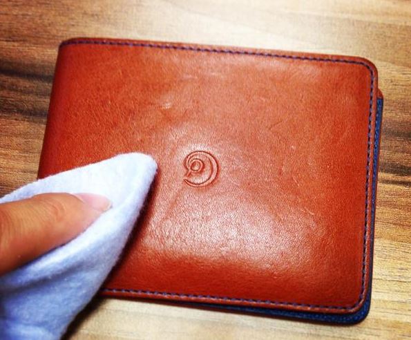 limpiar cartera de piel limpiar cartera de piel
