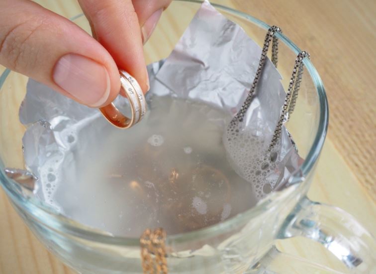 remedio casero para limpiar plata