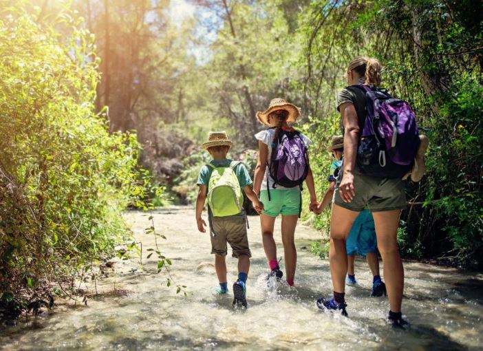 como limpiar mochilas de montaña