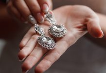 Cómo limpiar pendientes de plata limpiar pendientes de plata