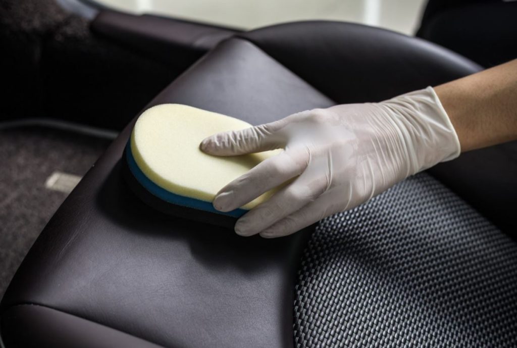 con que limpiar la tapicería del coche con que limpiar la tapicería del coche