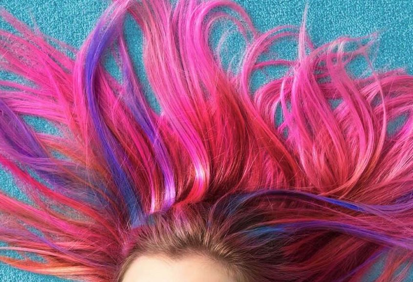 quitar de la ropa manchas de tinte del cabello